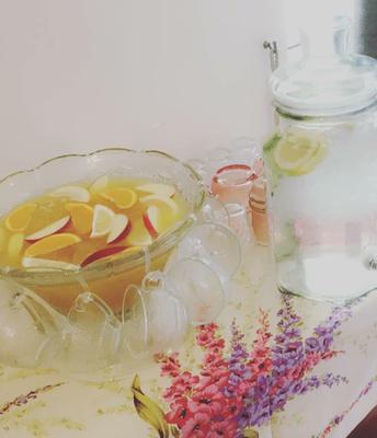 Punch bowls, drink dispensers