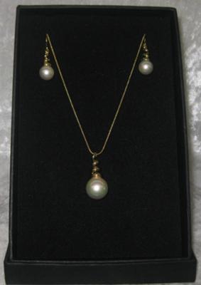 Italian Mother of Pearl Twist Drop Set