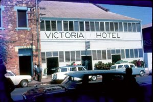 Victoria Hotel, Smith St.