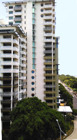 Esplanade Daly St corner