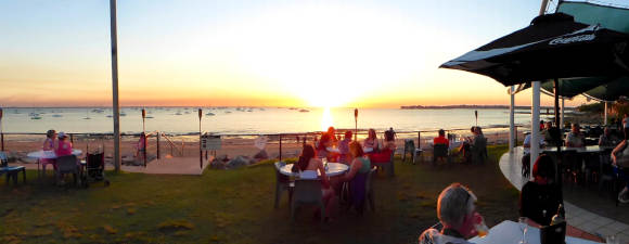 Sun setting over Fannie Bay Sun setting over Fannie Bay