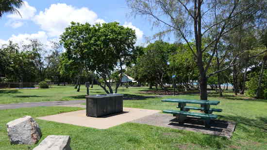 Playground and BBQ facilities in the park next to the boat ramp. Playground and BBQ facilities in the park next to the boat ramp.